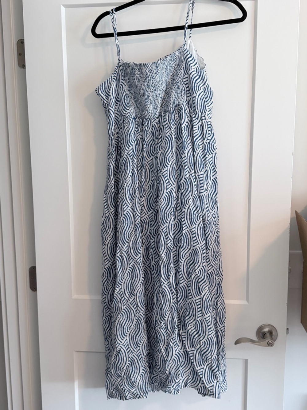 H&M Blue and White Wave-Print Maxi Dress - Picture 2 of 3